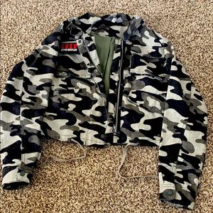 H&M Camo Cropped Jacket